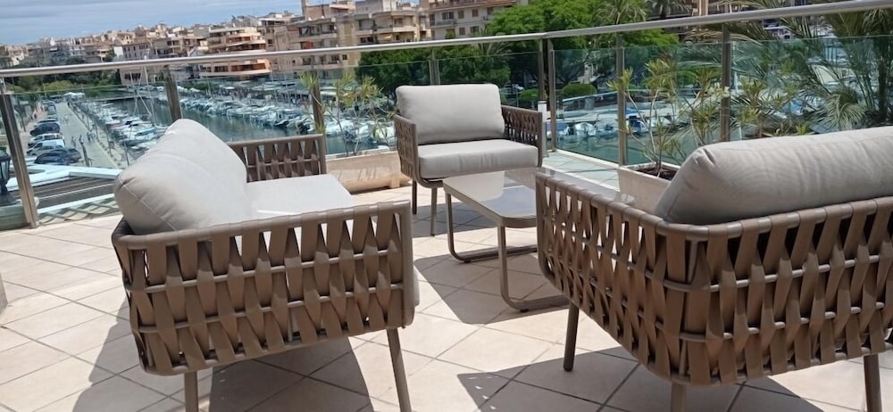 Porto Drach Aparthotel & Suites 33/47