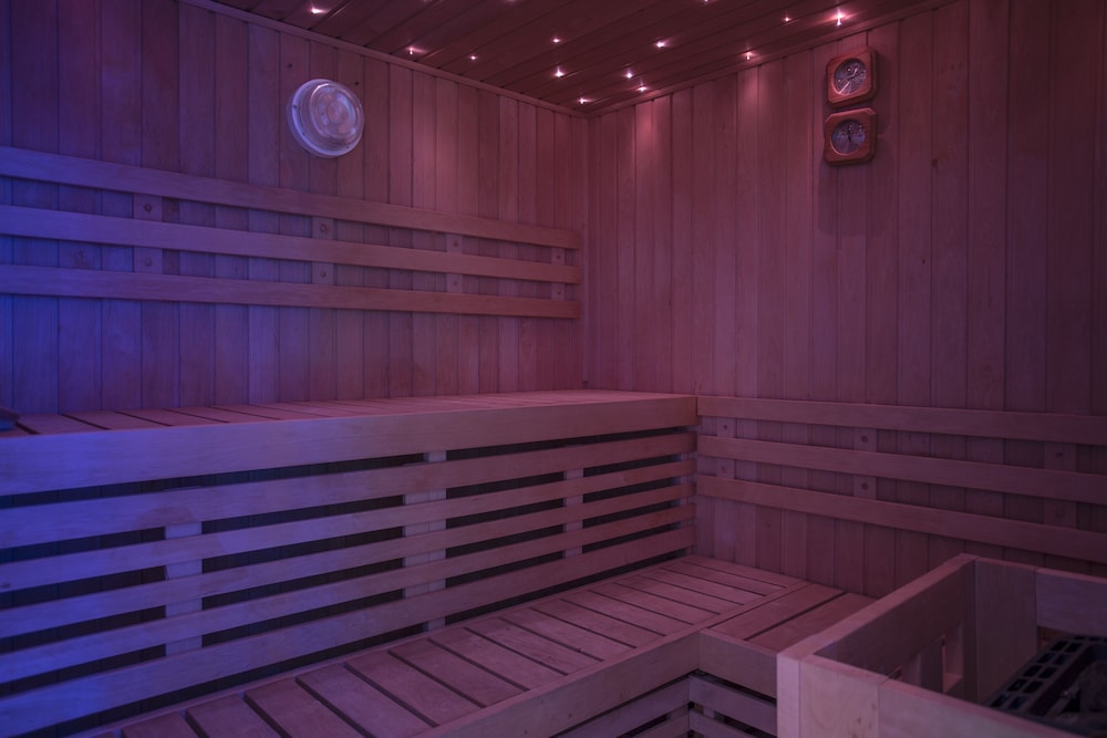 swimming pool spa