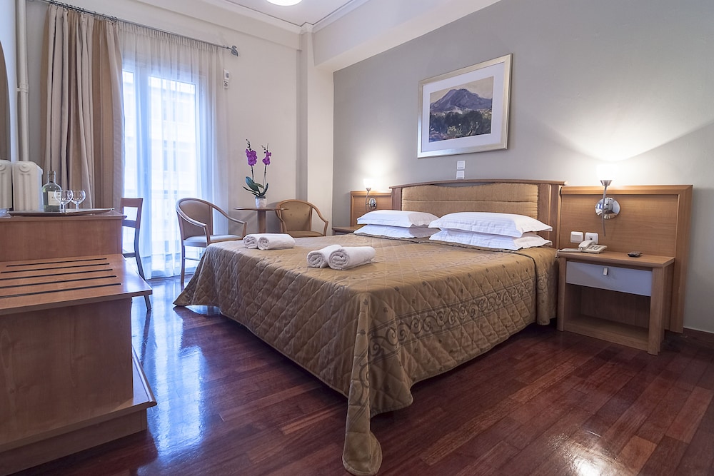 Ares Athens Hotel 24/52