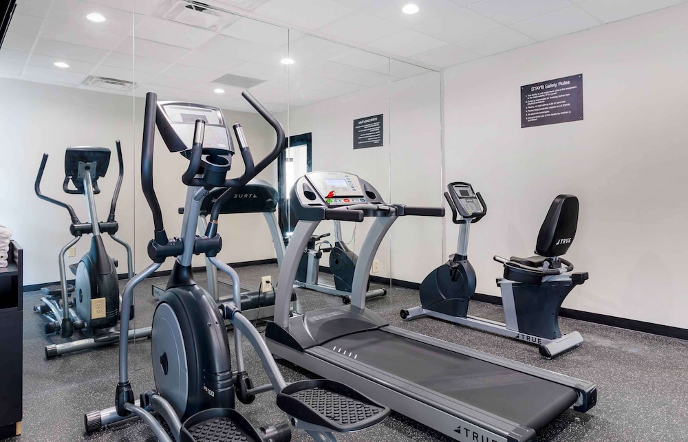 Extended Stay America Suites Bristol 17/38