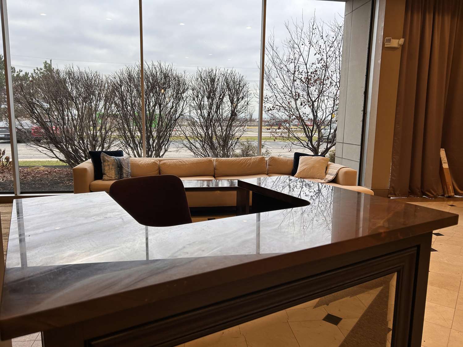 Skyline Hotel Detroit Airport, SureStay Collection by BW 17/21