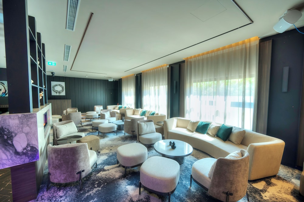 Aste Hotel 43/59