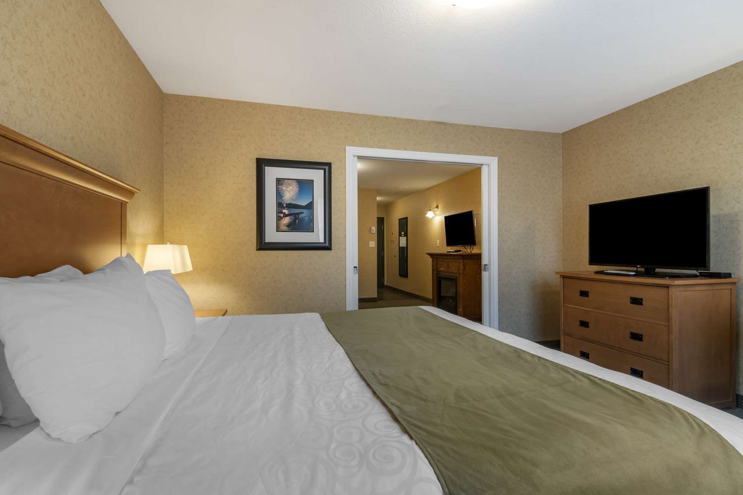 Best Western Sicamous Inn 6/30