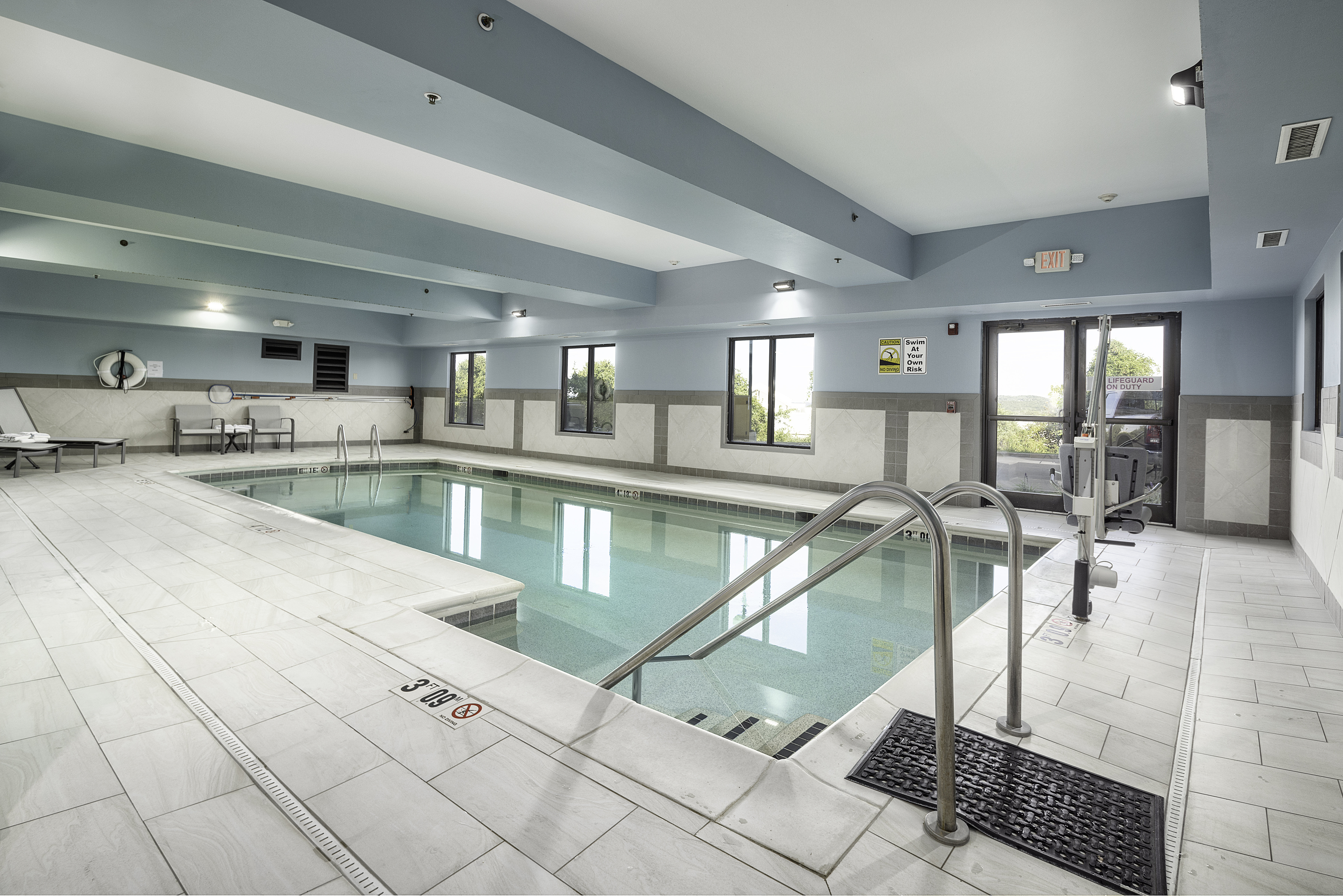 Holiday Inn Express Hotel And Suites Festus South St Louis 34/63