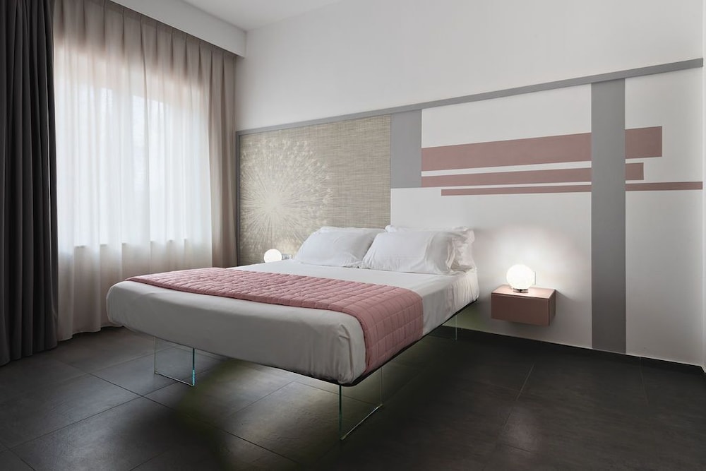 Nautilus B&B Suite Design 8/30