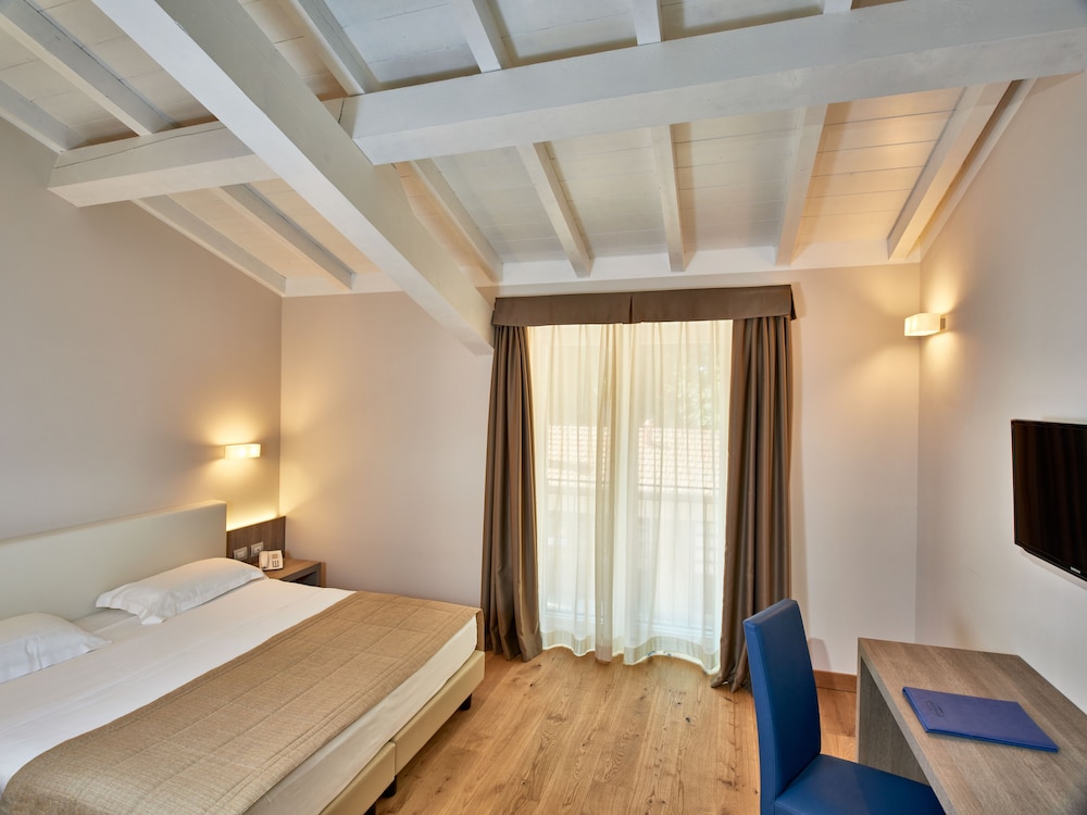 Hotel Centrale 22/67