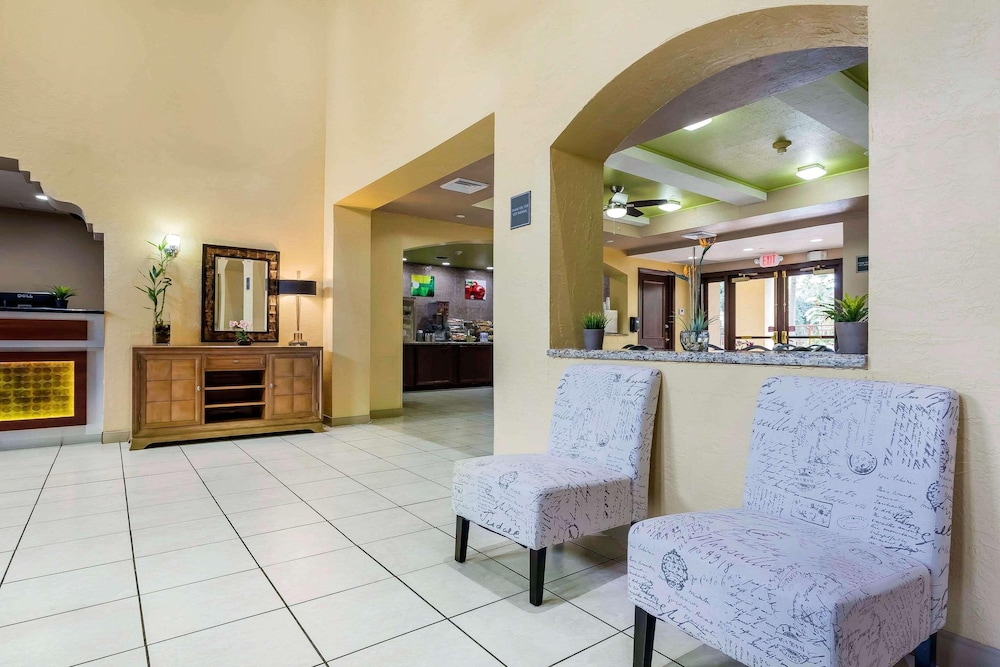 Boca Suites Deerfield Beach, SureStay Collection by Best Western FL 16/43