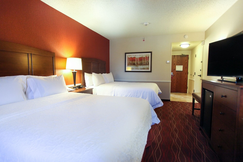 Hampton Inn Salt Lake City North 16/48