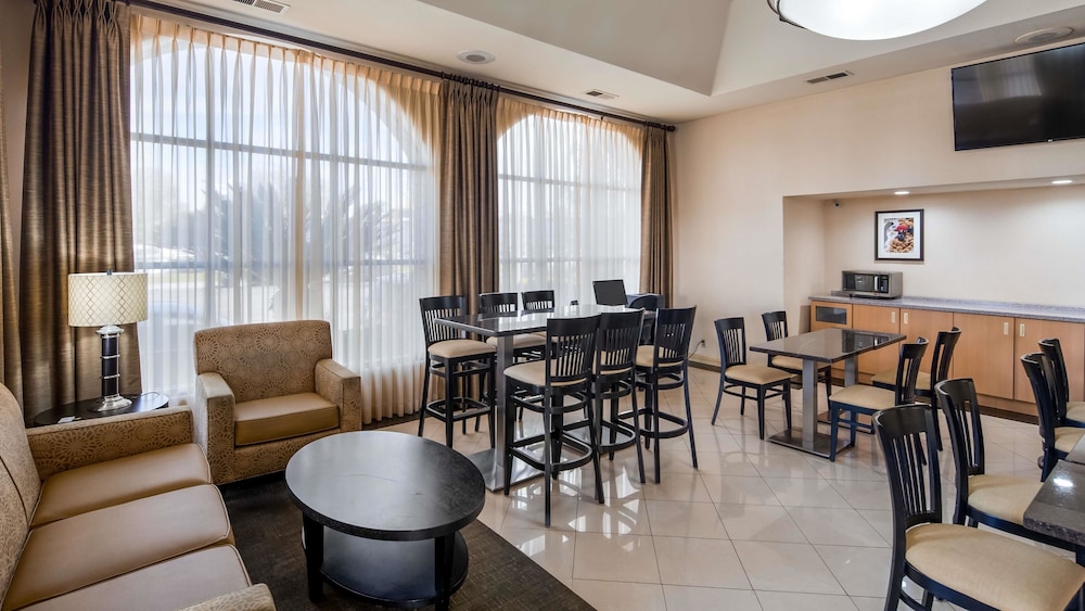 Best Western Norwalk Inn 26/35