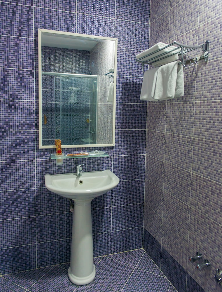 Two Seasons Boutique Hotel 47/50