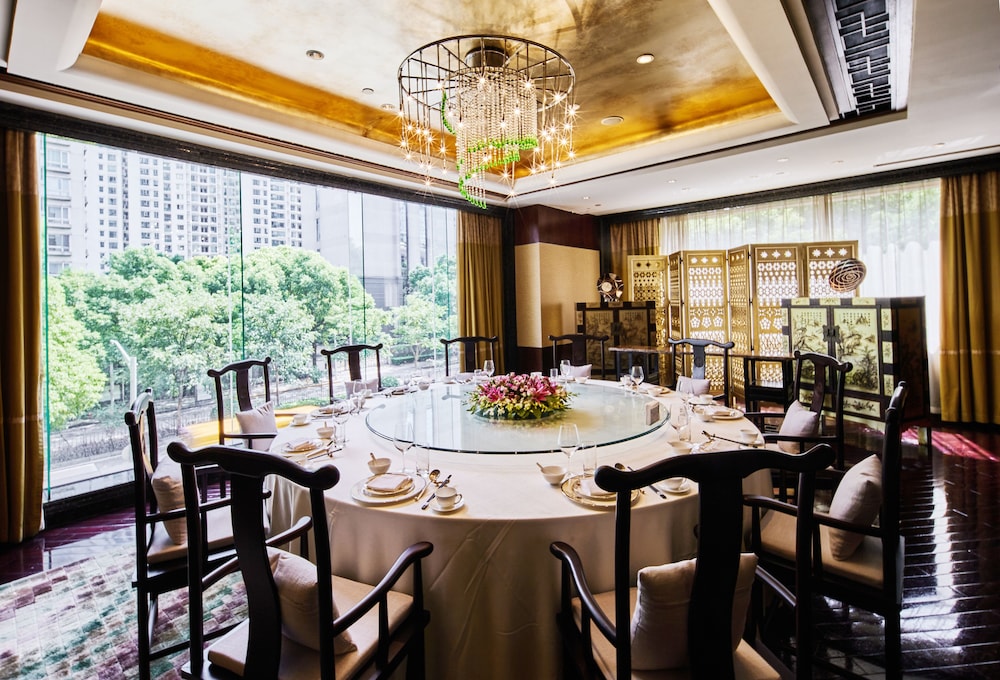 Renaissance Pudong 29/41