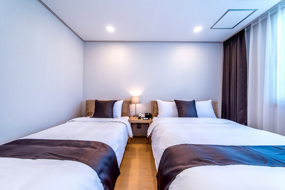 Zamong Hotel 21/48
