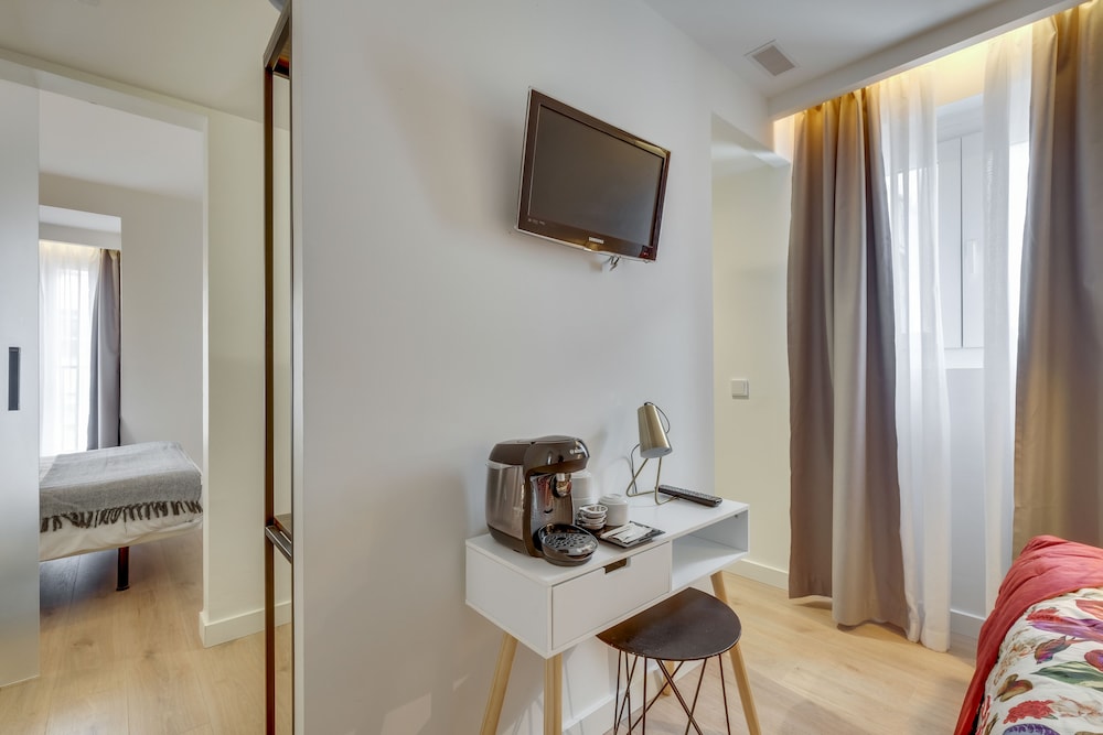 HOTEL BEAUSEJOUR 22/29