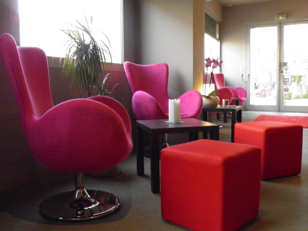 Bliss Hotel 46/70