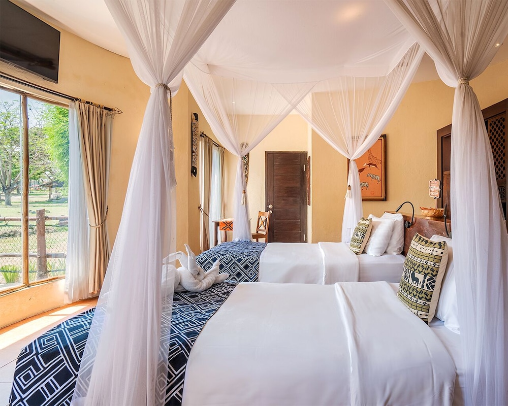 Mara River Safari Lodge 10/49