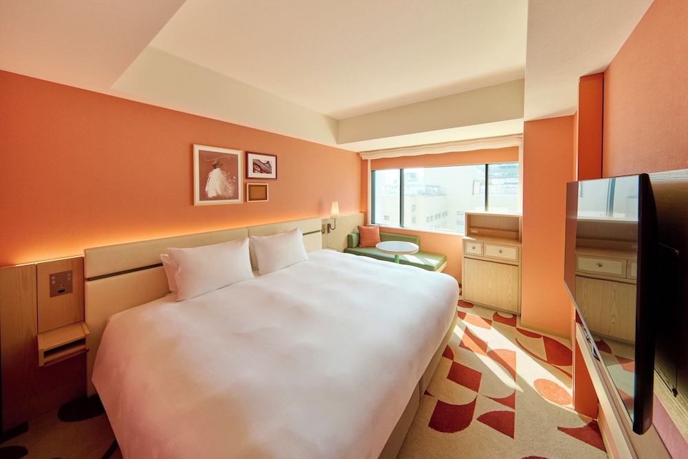 SUPERIOR, KING BED