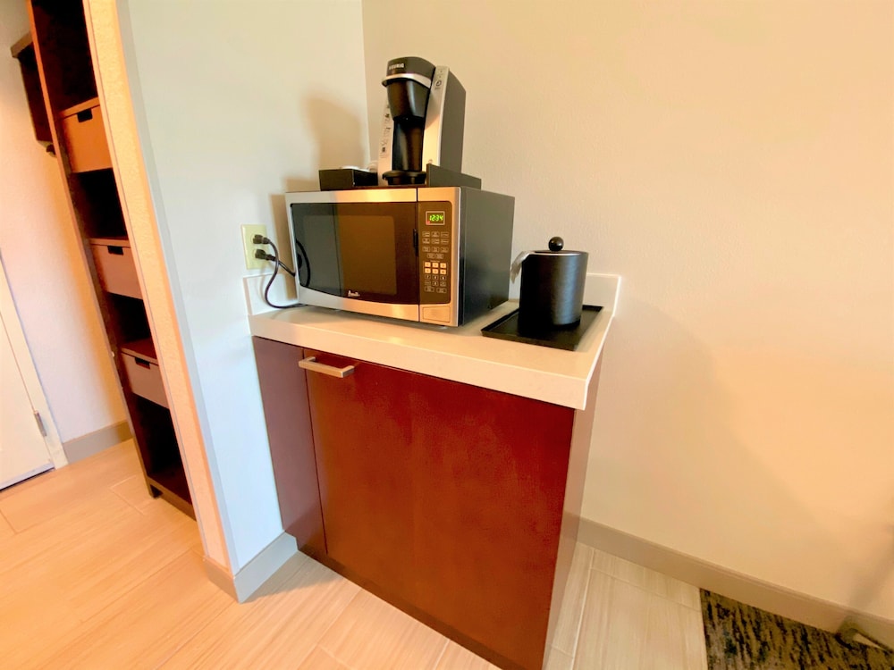 Hilton Garden Inn Houston-Sugar Land 11/42