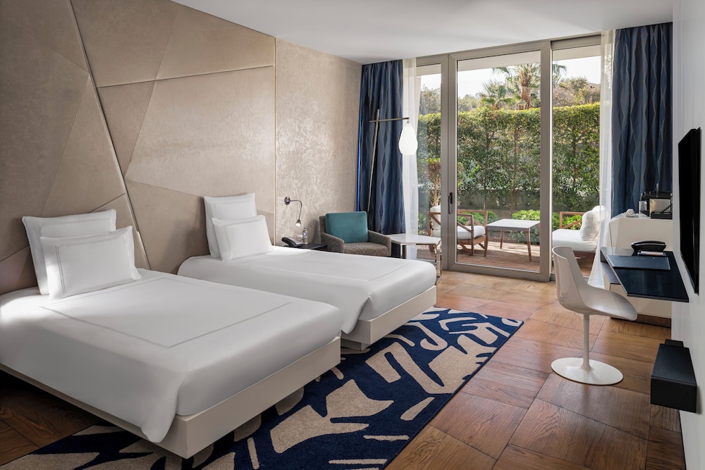 Swiss Advantage, Twin Beds, Garden View