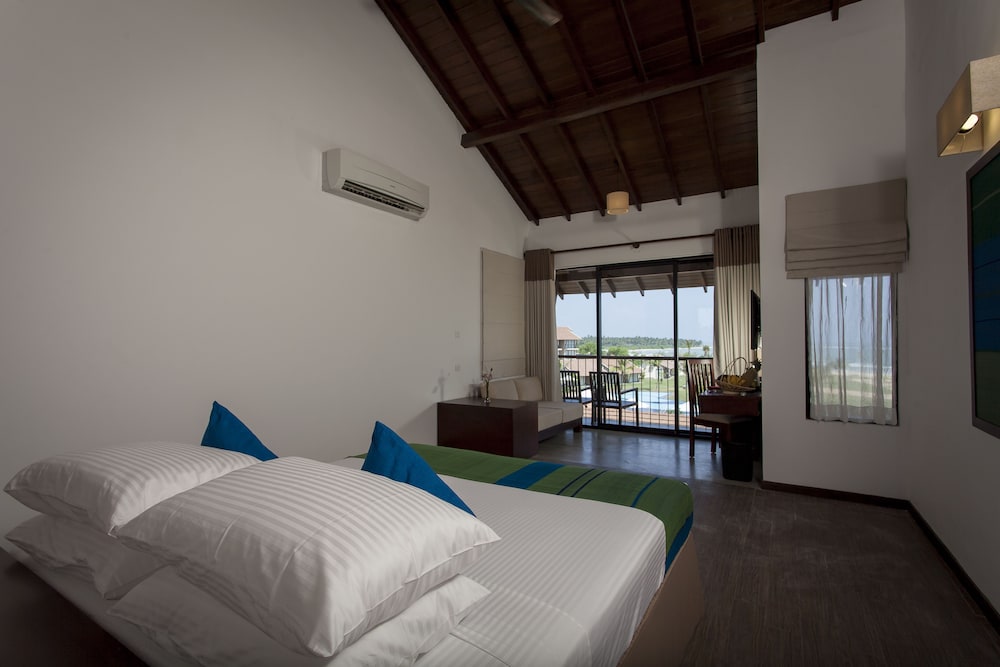 The Calm Resort and Spa 12/50