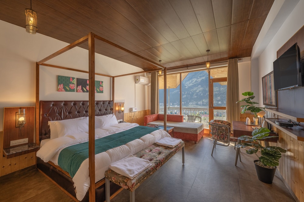 Echor Himalayan Heights Luxe Manali 24/50