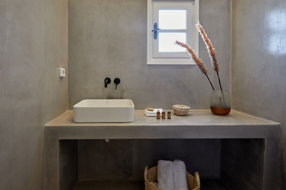 Symmetry Suite 50/50