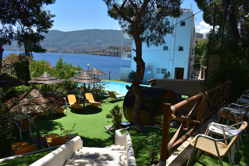 Hotel New Aegli 7/69