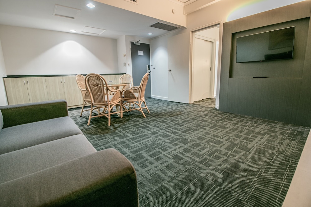 Opal Cove Resort 34/72