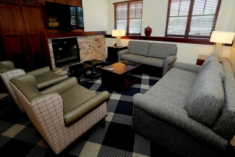 Heavenly Village Condos 39/67