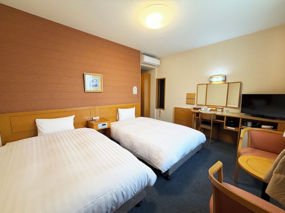 Hotel Route-Inn Wakamiya Inter 13/44