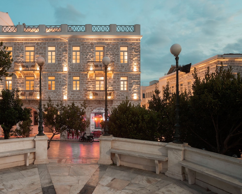 Syros Soul Suites 6/49