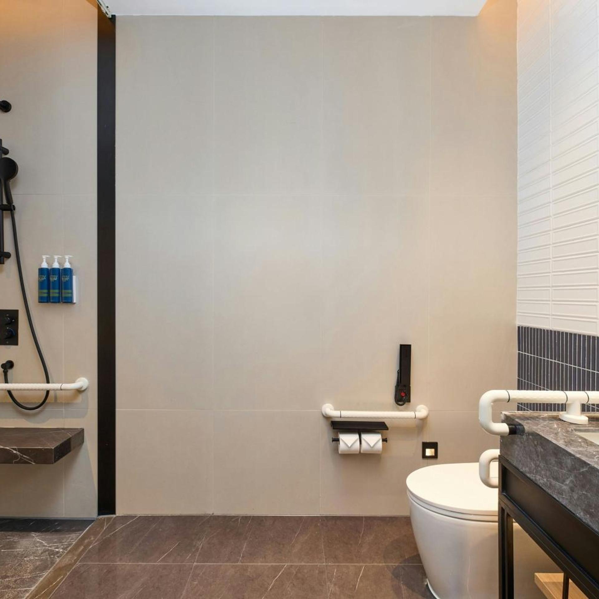 Four Points by Sheraton Shenzhen Bay 40/44