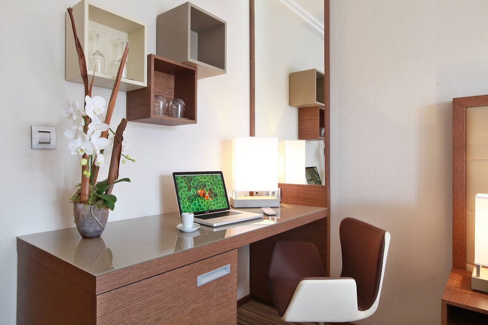 AC Hotel by Marriott Ambassadeur Antibes - Juan Les Pins 8/51