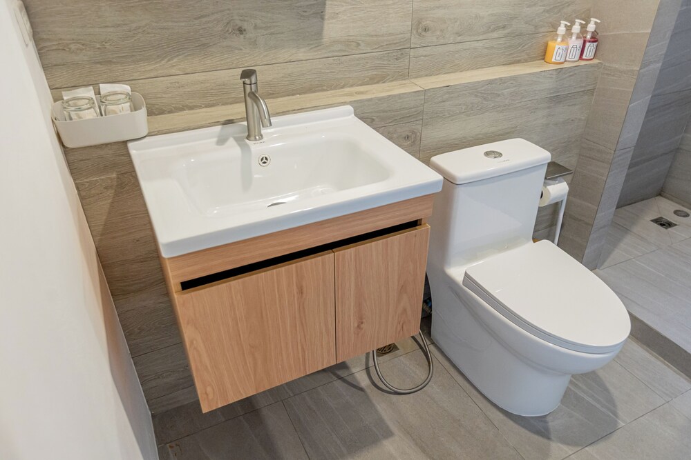 Studio 365 Serviced Apartment 69/69