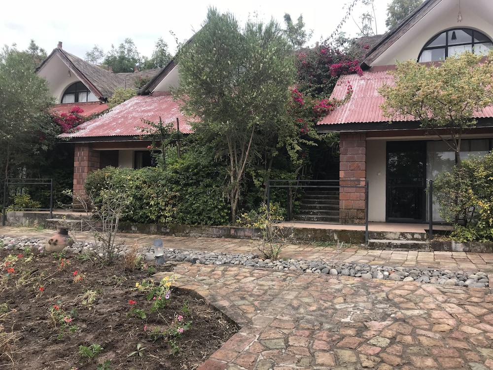Lalibela Lodge 40/43