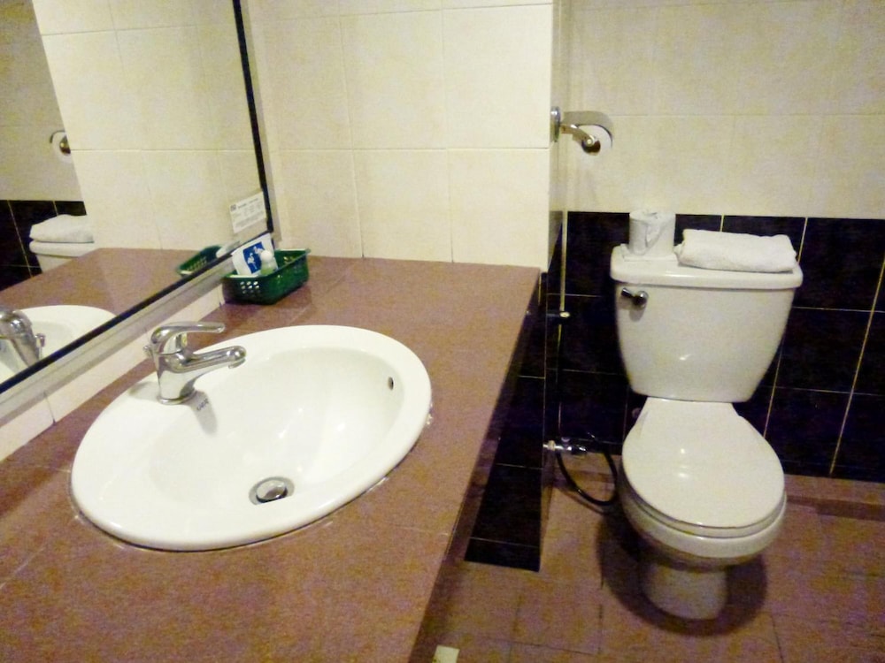 Sun Inns Hotel Sitiawan 57/60
