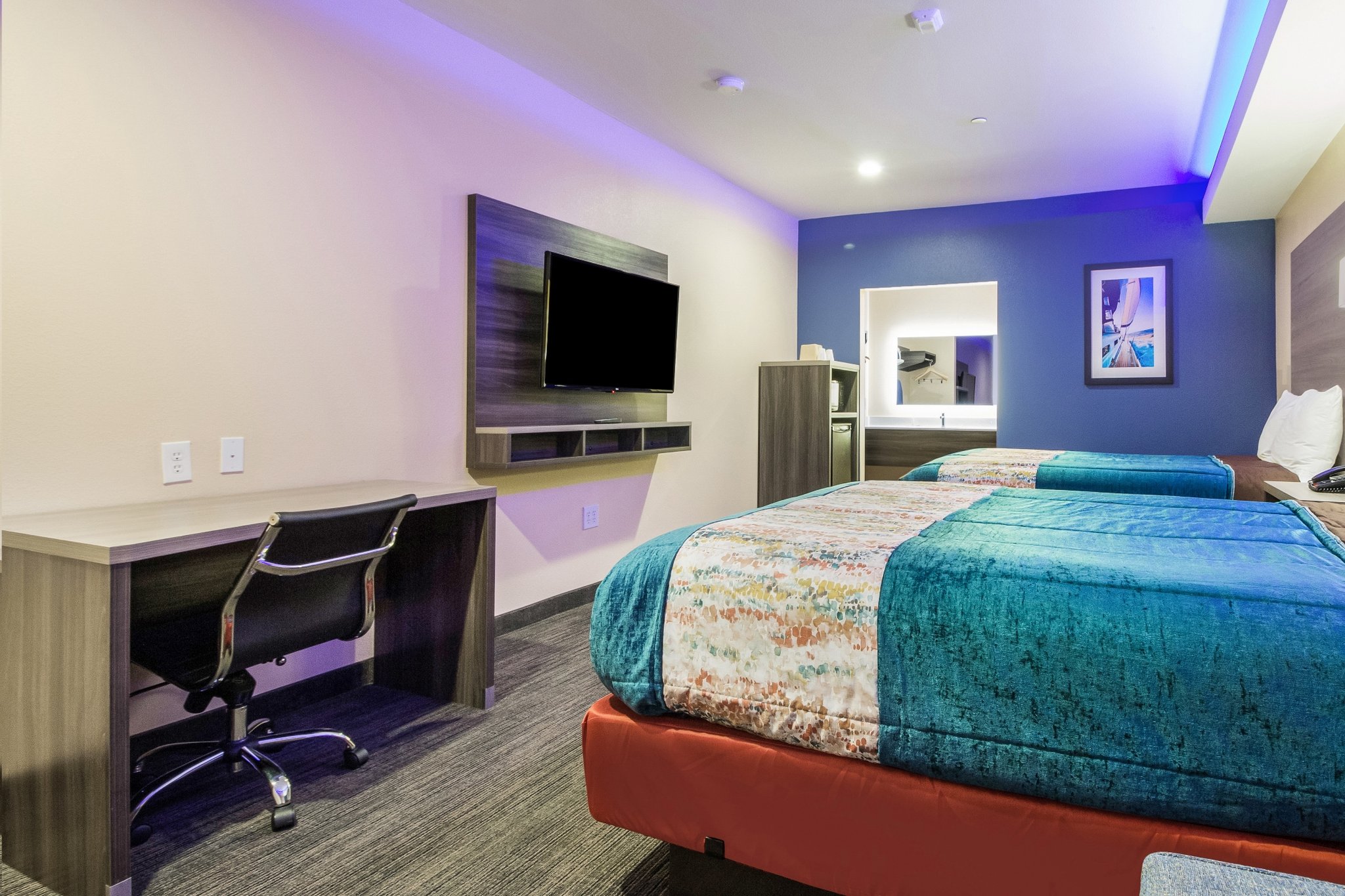 Scottish Inns and Suites Willowbrook 8/25
