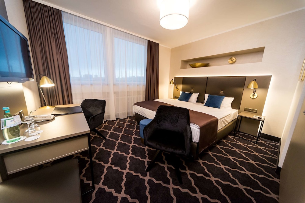 Hotel Kaiserhof 23/77