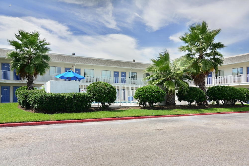 Motel6 Galveston, TX 13/59