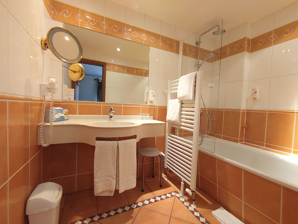 Akzent Hotel Bergs Alte Bauernschanke 4/56