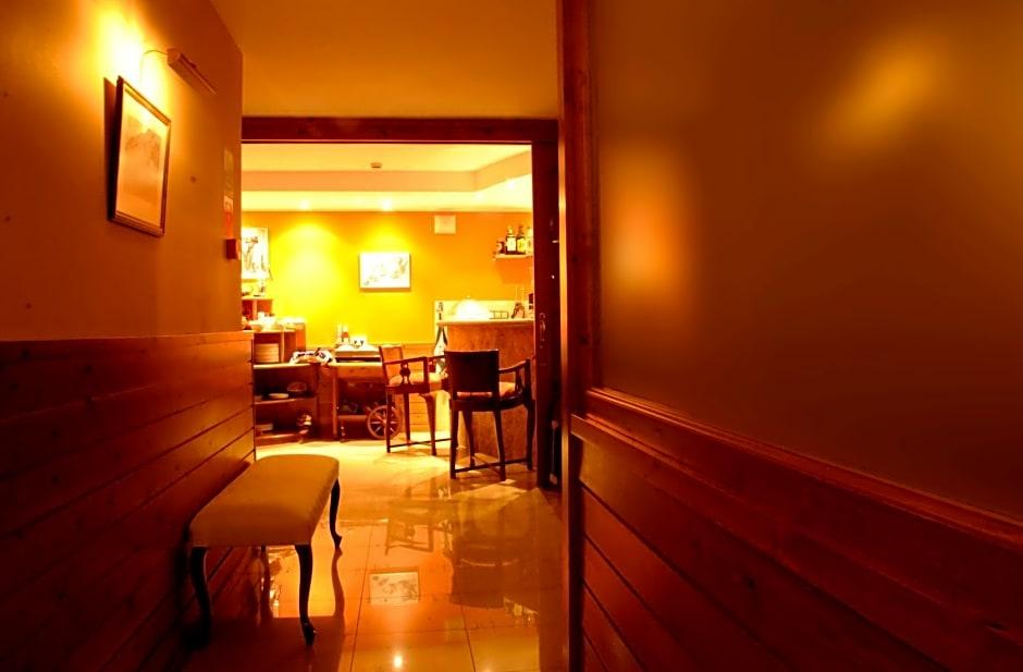 Petit Hotel 29/41