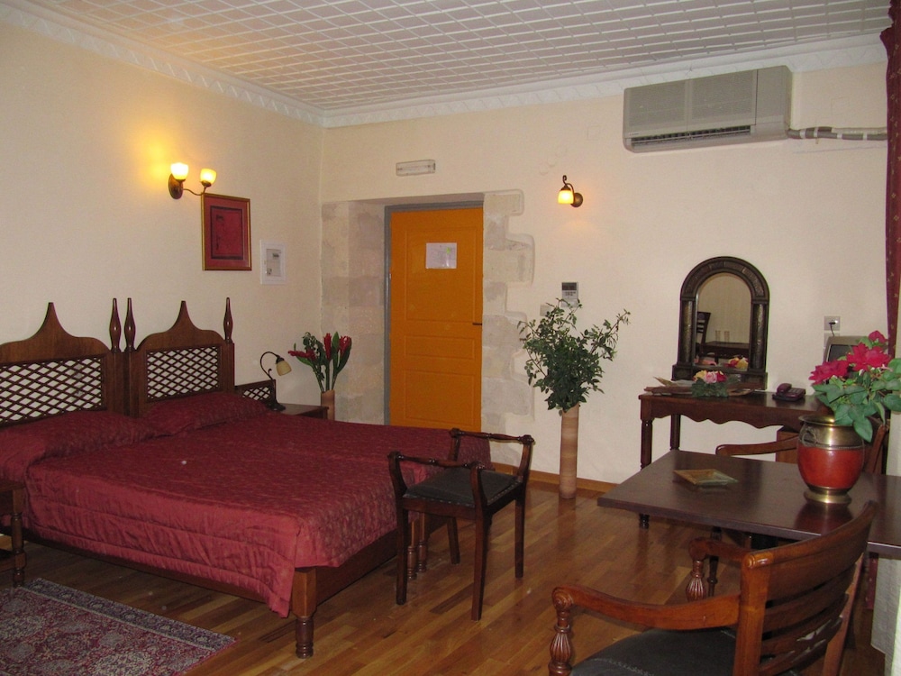 Belmondo Hotel & Suites 21/39