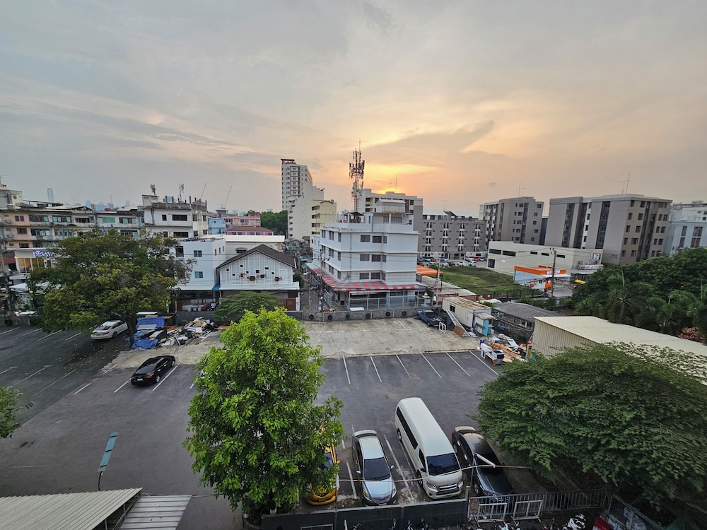 The Park Residence @ Bangkok 44/49