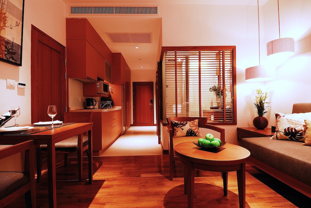 Woodlands Suites Serviced Residences 31/50