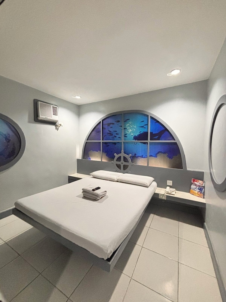 Astrotel Cubao 30/49