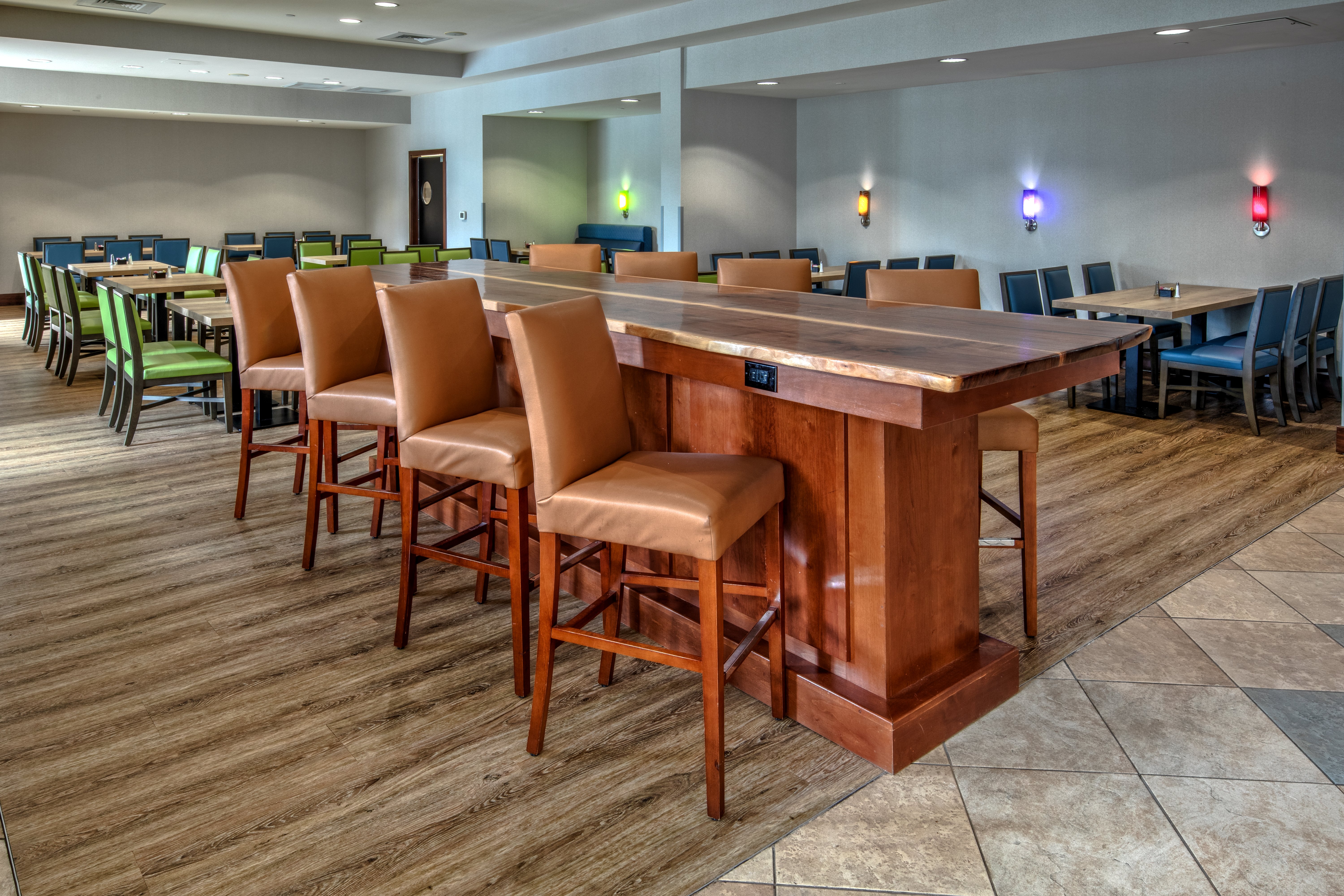 Holiday Inn Rocky Mount I 95 At Us 64 37/49