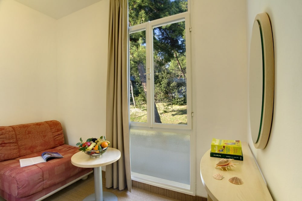 Sunny Rabac by Valamar 40/60