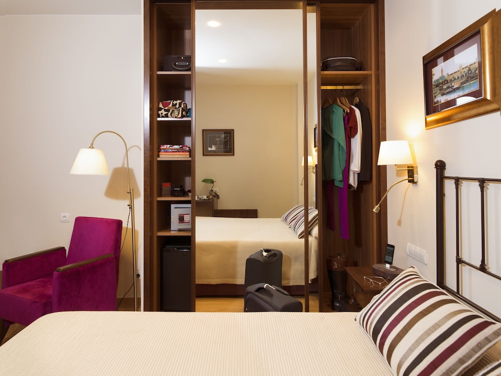 Hotel Yit Vereda Real 17/50