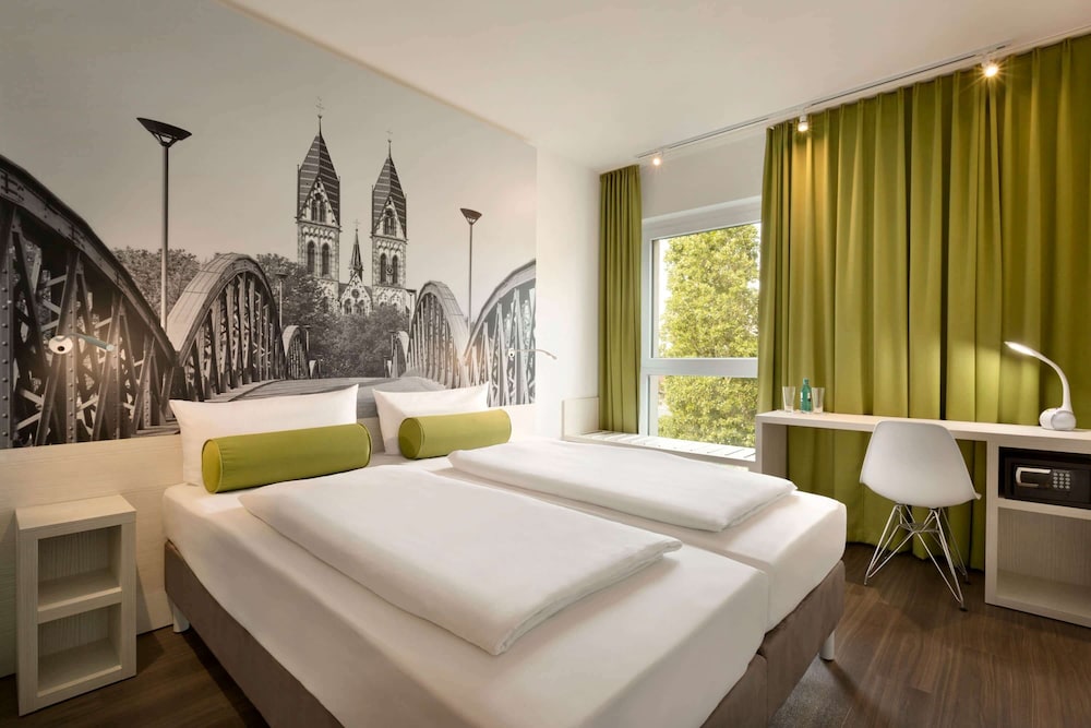 STANDARD, TWIN BEDS