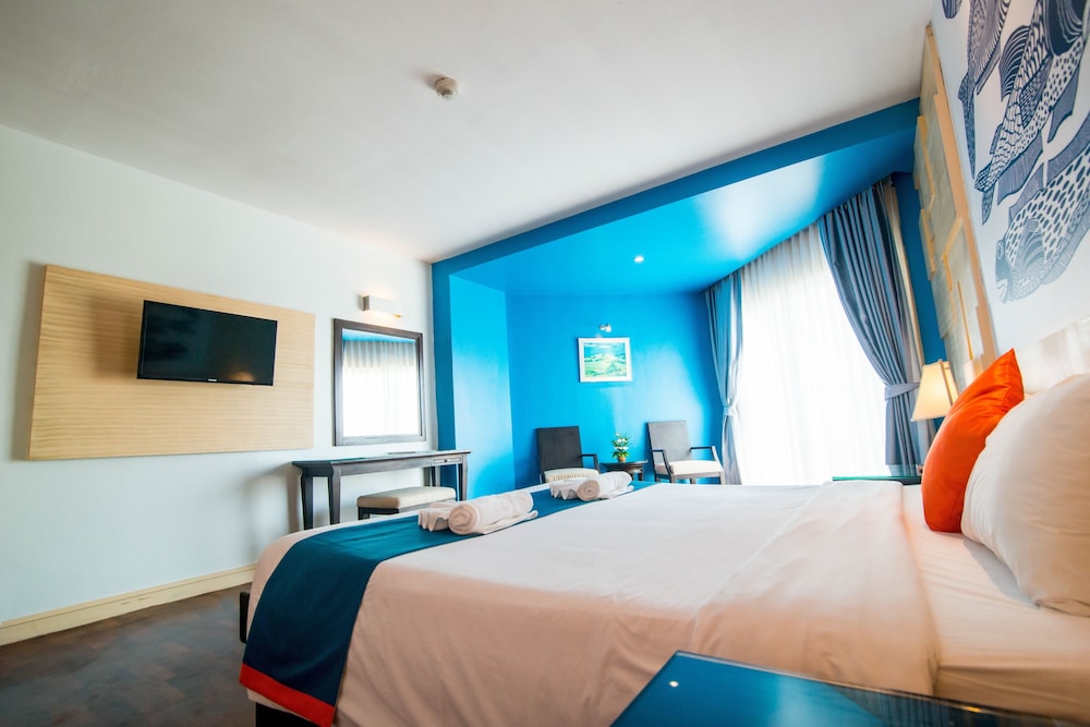 Sea Breeze Jomtien Resort 11/23