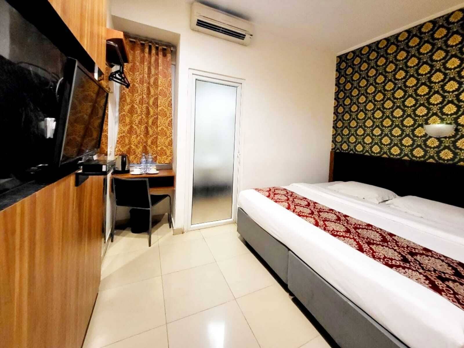 SUPERIOR, DOUBLE BED